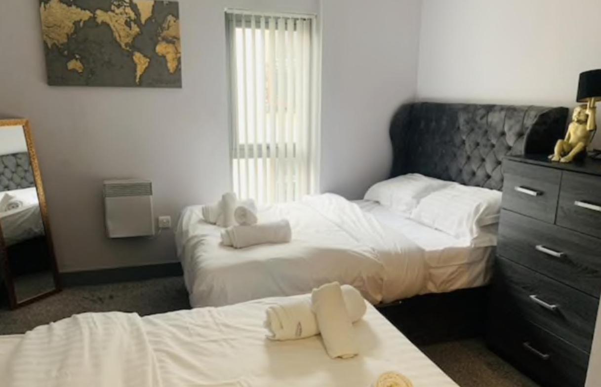 2 Bedroom Free Parking By Concert Square Sleeps 8 Liverpool Ngoại thất bức ảnh